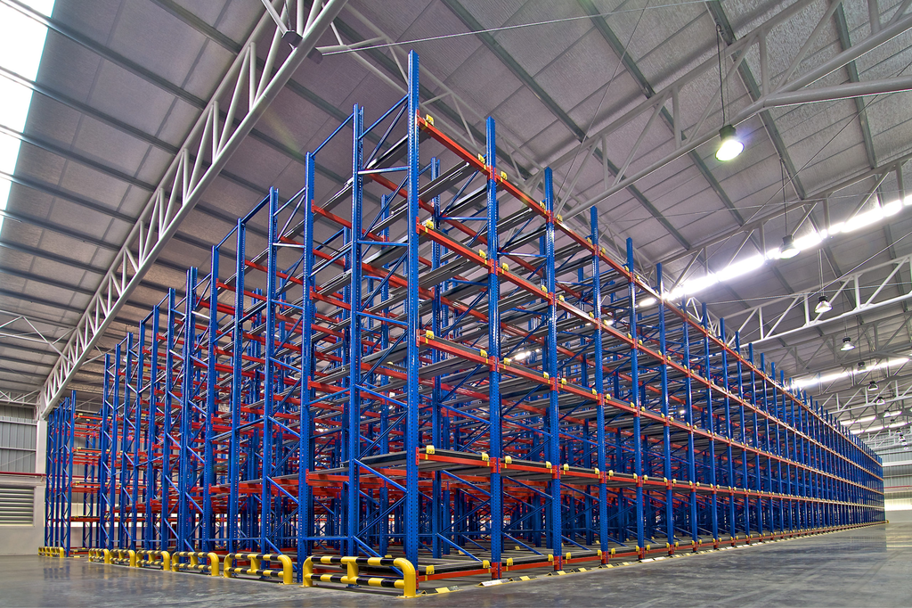 industrial-shelving-metal-pallet-racking-storage-s-PFZQF63-scaled